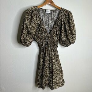 MATTEAU 100% Organic Cotton Neutral Floral Puff Sleeve V - Neck Mini Dress